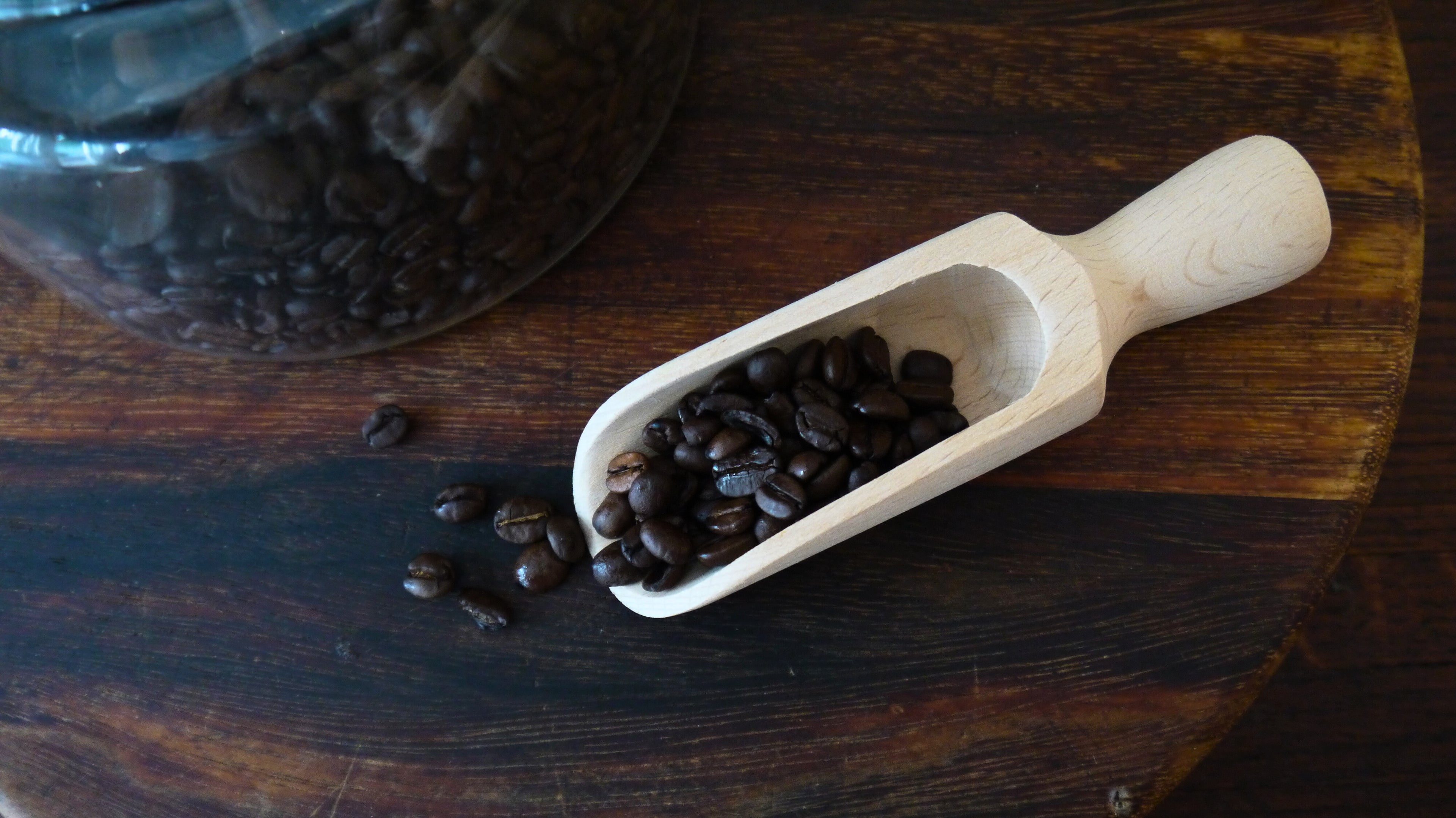 A Collected Table Beechwood Scoop